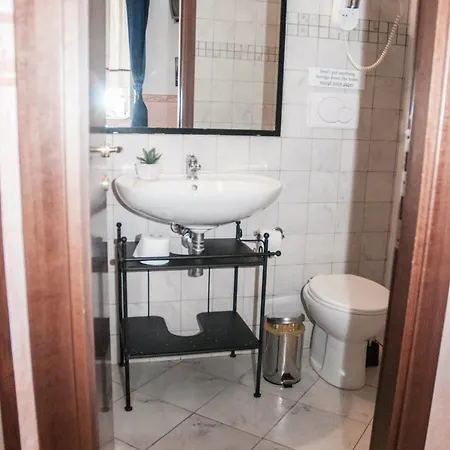 Bed and breakfast Obelus Roma